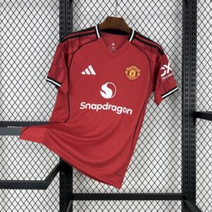Camisa Manchester United I - 25/26 - Versão Torcedor Adidas Masculina - Vermelha