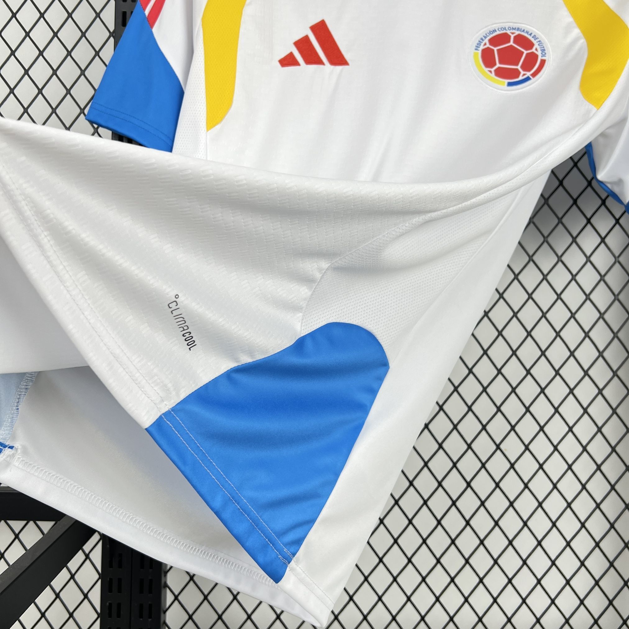 Camisa Seleção Colômbia Pré-Jogo 26/27 - Imagem 2