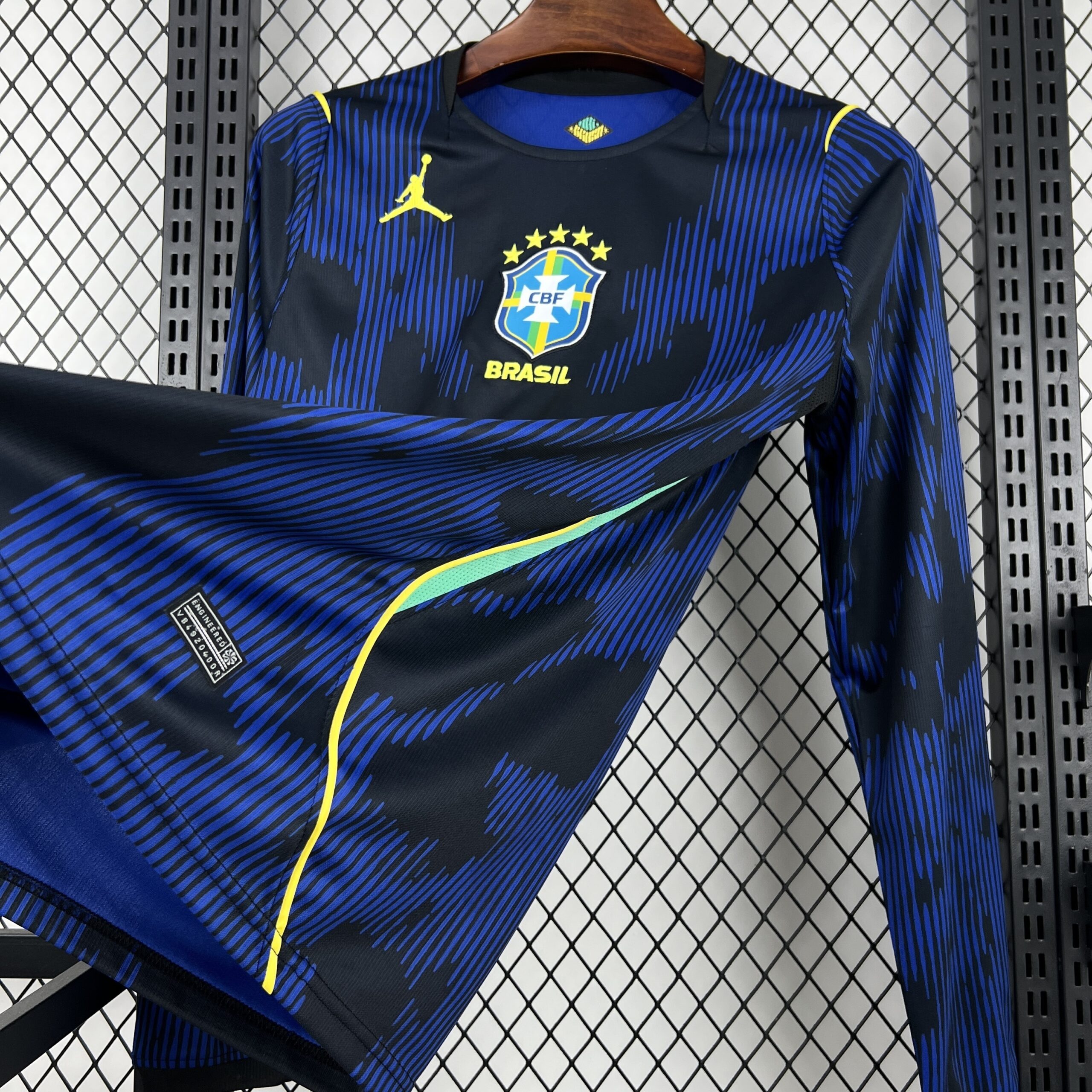 Camisa Manga Longa Seleção Brasil Reserva 26/27 - Imagem 2