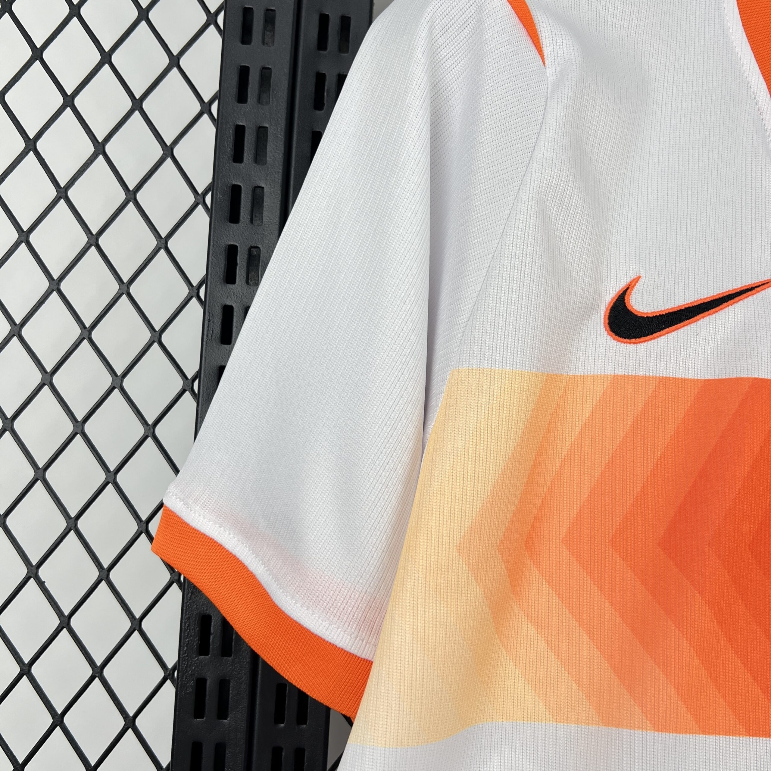 Camisa da Holanda Versão Jogador 26/27 Away - Imagem 2