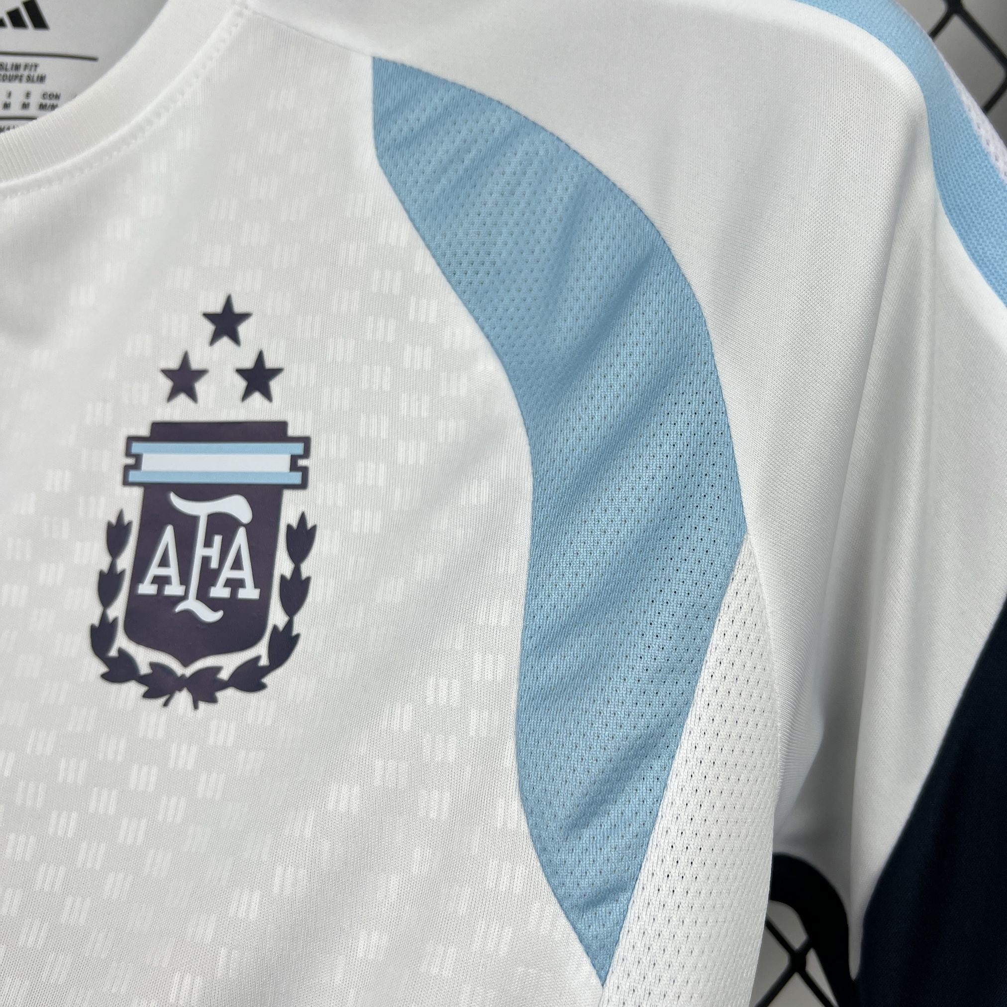 Camisa Argentina Treinamento 26/27 - Imagem 4