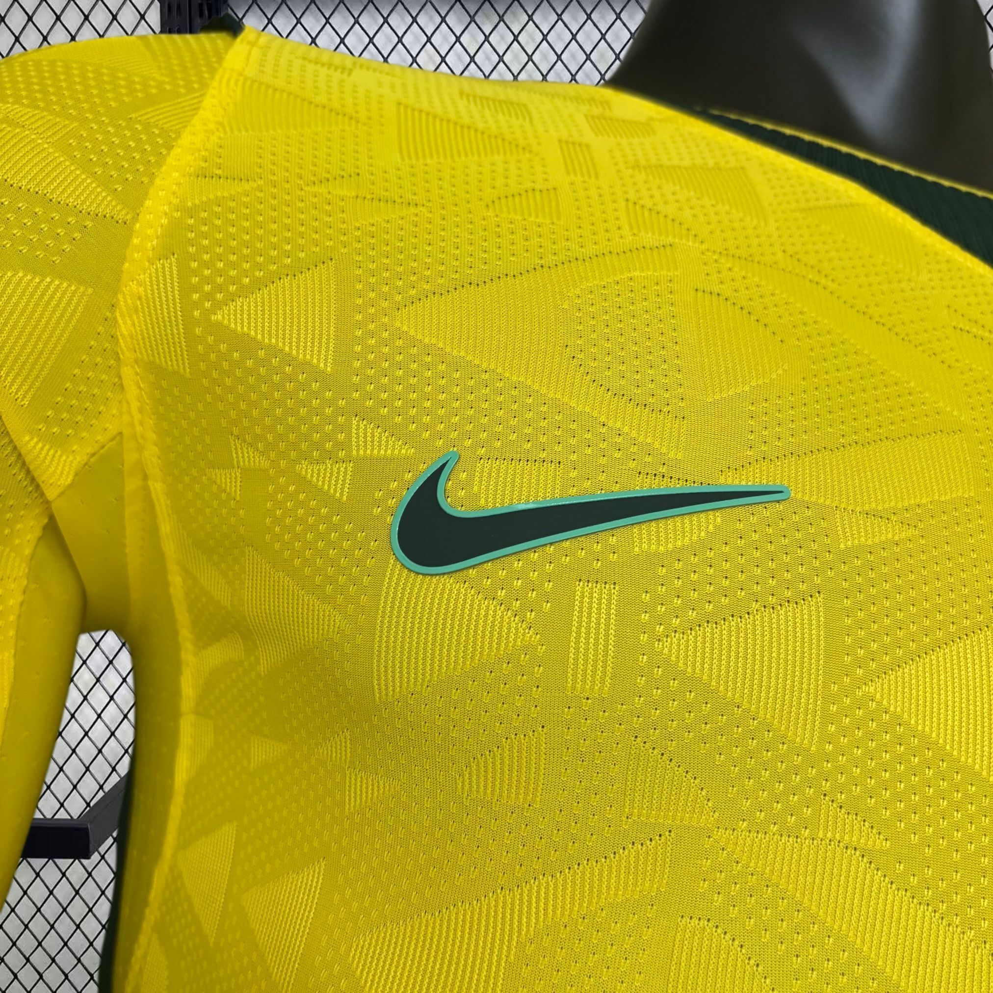 Camisa Manga Longa Brasil Titular Copa do mundo 26/27 - Imagem 4